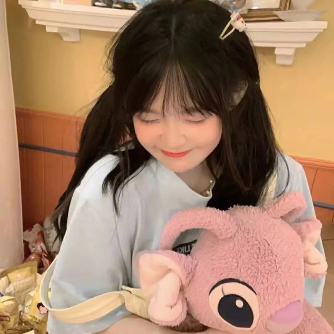 小妞死翘翘